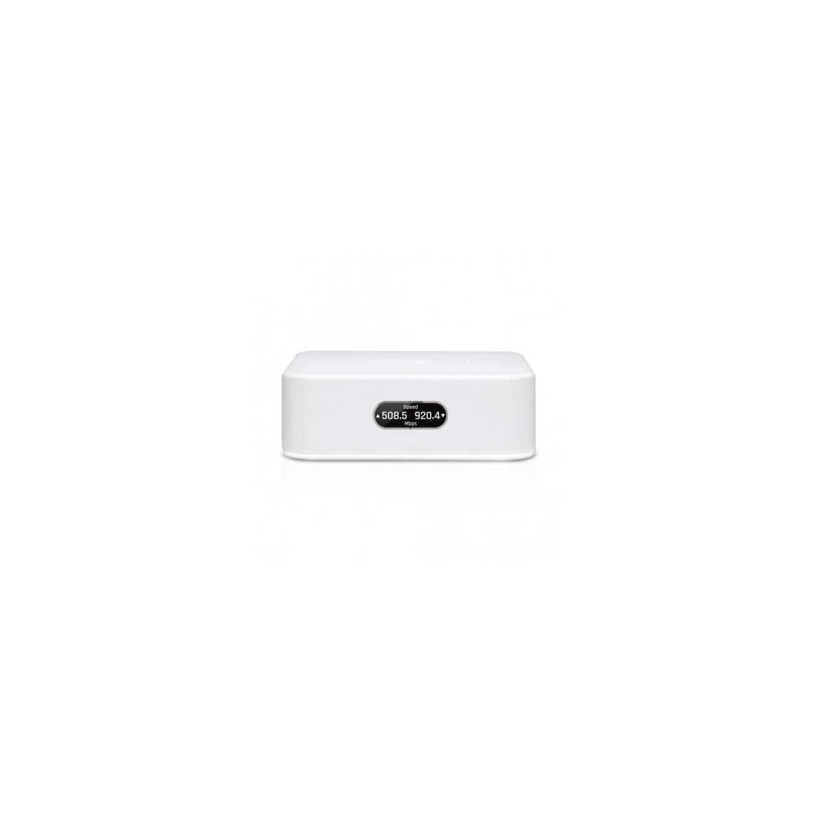 "Dual-band WiFi router equipped with (1)