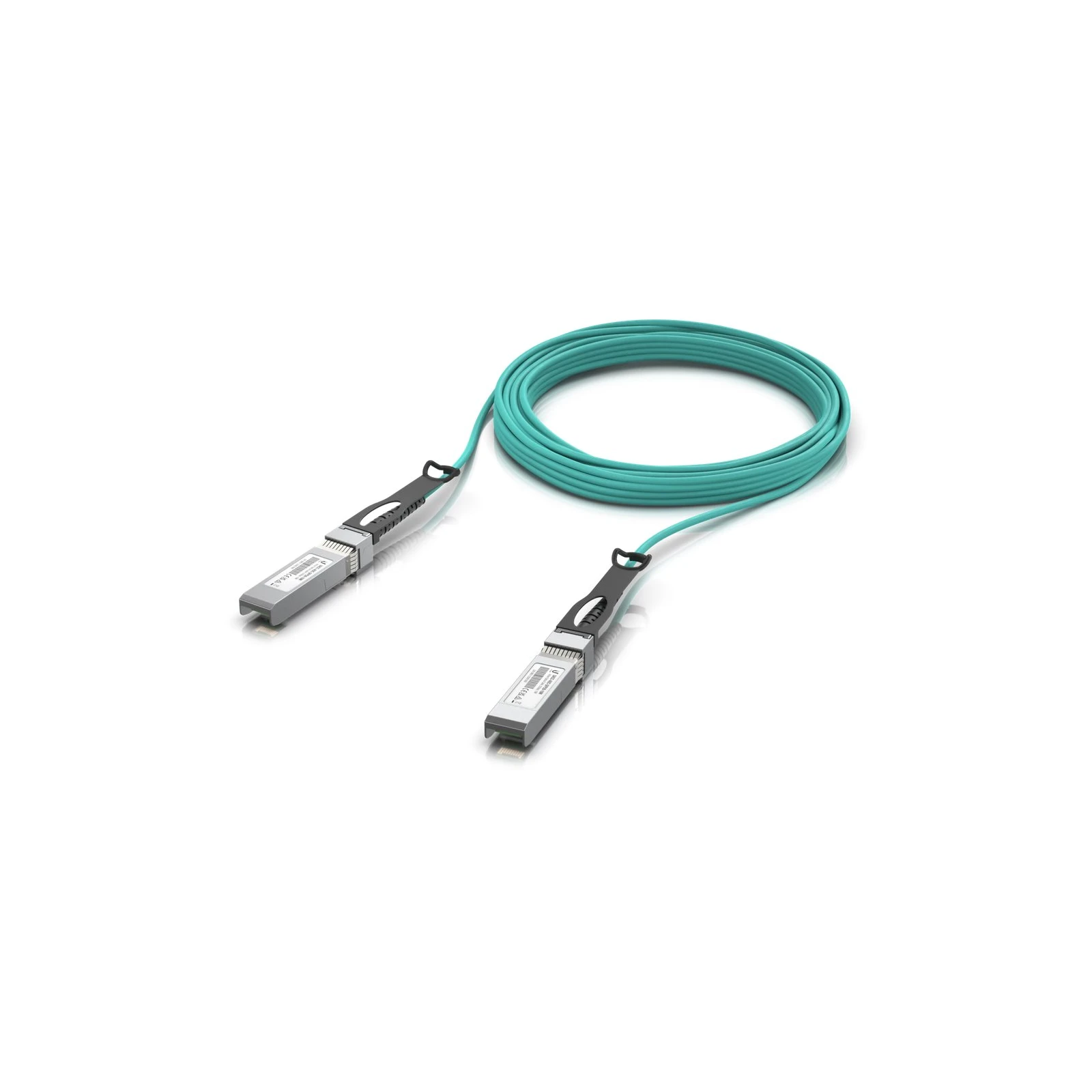 "Long-range QSFP28 direct attach cable w