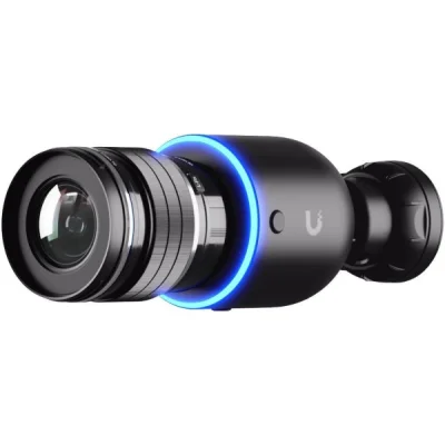 "Indoor/outdoor 4K PoE camera with 17 or