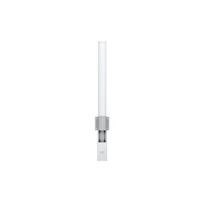 "2.4 GHz, 10 dBi carrier-class 2x2 dual-